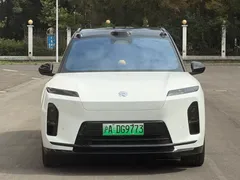 2026 Nio ES8 6-seat Executive Luxury, белый — фото 2