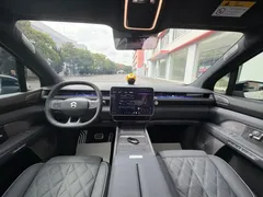2026 Nio ES8 6-seat Executive Luxury, белый — фото 16
