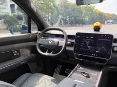 2026 Nio ES8 6-seat Executive Luxury, белый — фото 24
