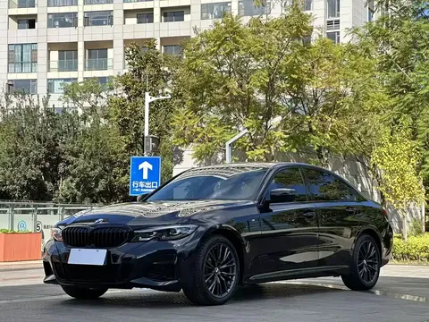 2022 BMW 3 Series 325i M Sport Dark