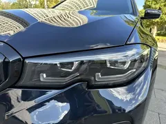2022 BMW 3 Series 325i M Sport Dark, чёрный — фото 21