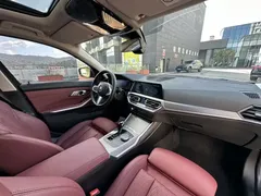2022 BMW 3 Series 325i M Sport Dark, чёрный — фото 30