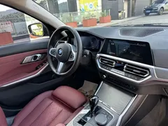 2022 BMW 3 Series 325i M Sport Dark, чёрный — фото 32