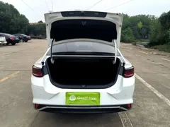 2022 Geely Emgrand L 1.4T CVT Ultimate, белый — фото 19