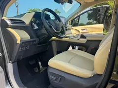 2023 Toyota Sienna 2.5L Hybrid Comfort, чёрный — фото 13
