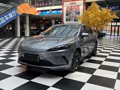 2026 BYD Seal 05 PHEV 128km Luxury — фото 1