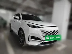 2021 Changan UNI-K 2.0T Premium, белый — фото 3