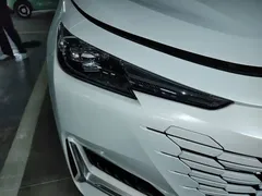 2021 Changan UNI-K 2.0T Premium, белый — фото 7