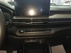 2021 Geely Vision X3 1.5L CVT Premium — фото 13