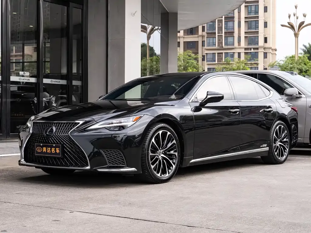 2021 Lexus LS 500h Executive