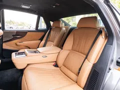 2021 Lexus LS 500h Luxury — фото 12