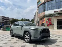 2022 Toyota Corolla Cross 2.0L Flagship, зелёный — фото 3