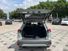 2022 Toyota Corolla Cross 2.0L Flagship, зелёный — фото 26