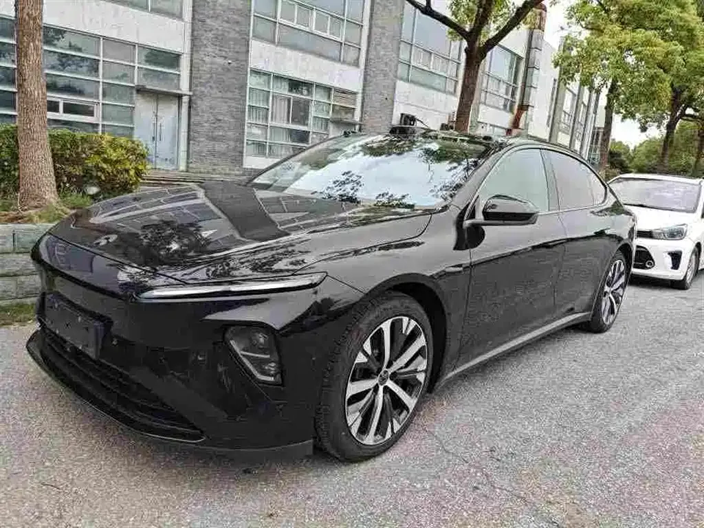 2024 Nio ET7 75kWh Executive