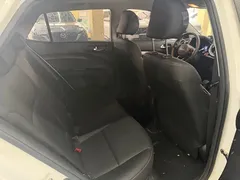 2021 Kia Yipao 1.4L CVT Sunroof, белый — фото 9