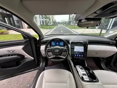 2021 Hyundai Tucson L 1.5T DCT LUX Premium — фото 16