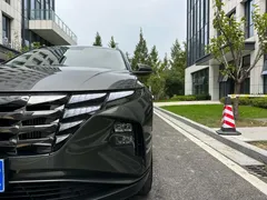 2021 Hyundai Tucson L 1.5T DCT LUX Premium — фото 23