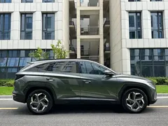 2021 Hyundai Tucson L 1.5T DCT LUX Premium — фото 25