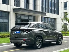 2021 Hyundai Tucson L 1.5T DCT LUX Premium — фото 31
