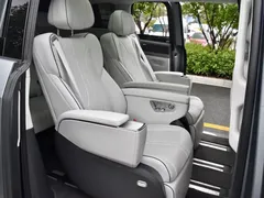 2025 Xpeng X9 EV 740 Extra Long Range Max — фото 16