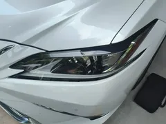 2021 Lexus ES 200 Excellence, белый — фото 5