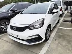 2021 Honda Fit 1.5L CVT, белый — фото 1