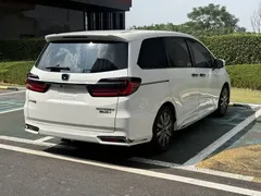 2022 Honda Odyssey 2.0L e:HEV Rui, белый — фото 18