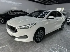 2021 Kia Cerato 1.5L CVT Fashion, белый — фото 2