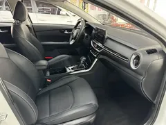 2021 Kia Cerato 1.5L CVT Fashion, белый — фото 7