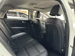 2021 Kia Cerato 1.5L CVT Fashion, белый — фото 10