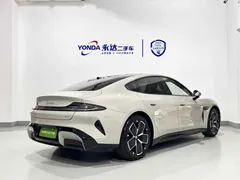 2024 Xiaomi SU7 RWD Long Range Smart Driving, белый — фото 5