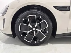 2024 Xiaomi SU7 RWD Long Range Smart Driving, белый — фото 12