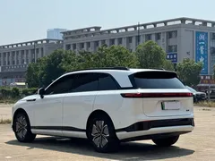 2022 Xpeng G9 570 Pro, белый — фото 11