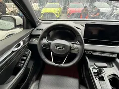 2023 Geely Preface 1.5TD Kunlun, белый — фото 5