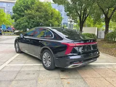2023 Hongqi H5 1.5T DCT, чёрный — фото 6