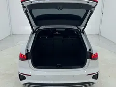 2023 Audi A3 Sportback 35 TFSI Fashion Sport, белый — фото 15