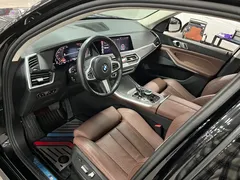2020 BMW X5 xDrive40i M Sport Package, чёрный — фото 12