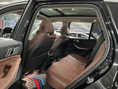 2020 BMW X5 xDrive40i M Sport Package, чёрный — фото 15