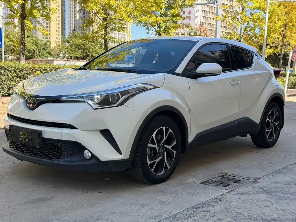 2021 Toyota C-HR 2.0L Luxury