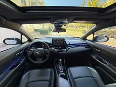 2021 Toyota C-HR 2.0L Luxury, белый — фото 9