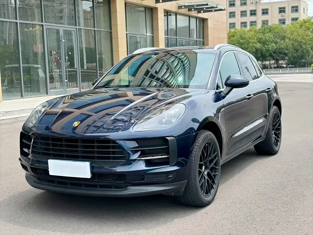 2020 Porsche Macan 2.0T