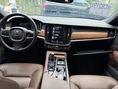 2021 Volvo S90 — фото 9