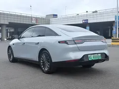 2024 Leapmotor C01 EV 525 Premium, синий — фото 6