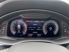 2020 Audi Q7 55 TFSI quattro S line Sport — фото 5