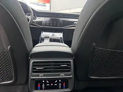 2020 Audi Q7 55 TFSI quattro S line Sport — фото 8