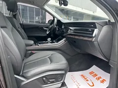 2020 Audi Q7 55 TFSI quattro S line Sport — фото 12