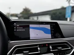 2022 BMW X5 40Li M Sport Package, чёрный — фото 17