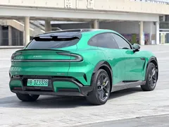 2025 Xiaomi YU7 4WD Max, зелёный — фото 4