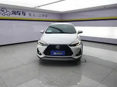 2022 Toyota Yaris L Zhixuan X 1.5L CVT Luxury Plus, белый — фото 2