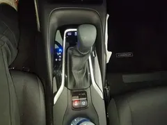 2022 Toyota Corolla 1.8L Hybrid E-CVT, белый — фото 16